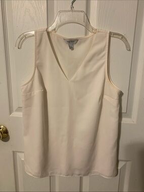 Nine West Blush Sleeveless V-Neck Sleeveless Top  -  size S